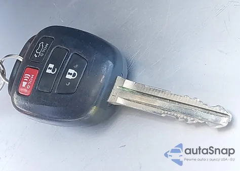 2015 Toyota Highlander Le Plus V6 из США, поврежденный, VIN 5TDBKRFH5FS079384